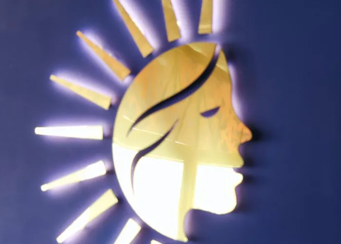 Balkan Crest Отель Тирана