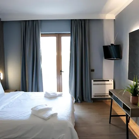 Balkan Crest Otel Tiran