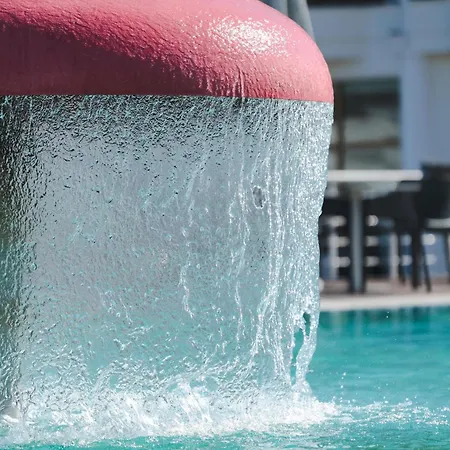 Balkan Crest 4* Tiran