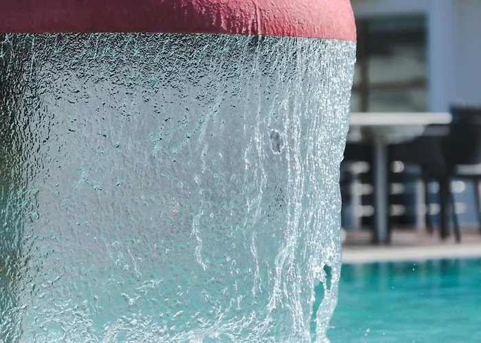 Balkan Crest 4* Tirana